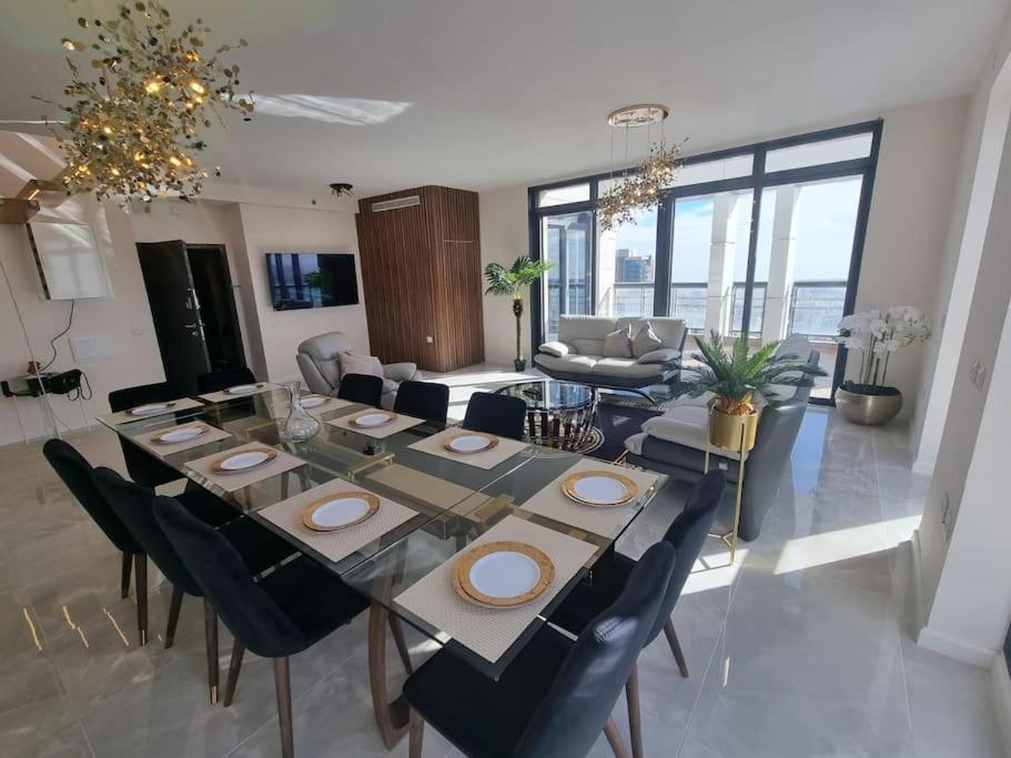 Apartment Jtower Royal - The Penthouse - Alefimmoed