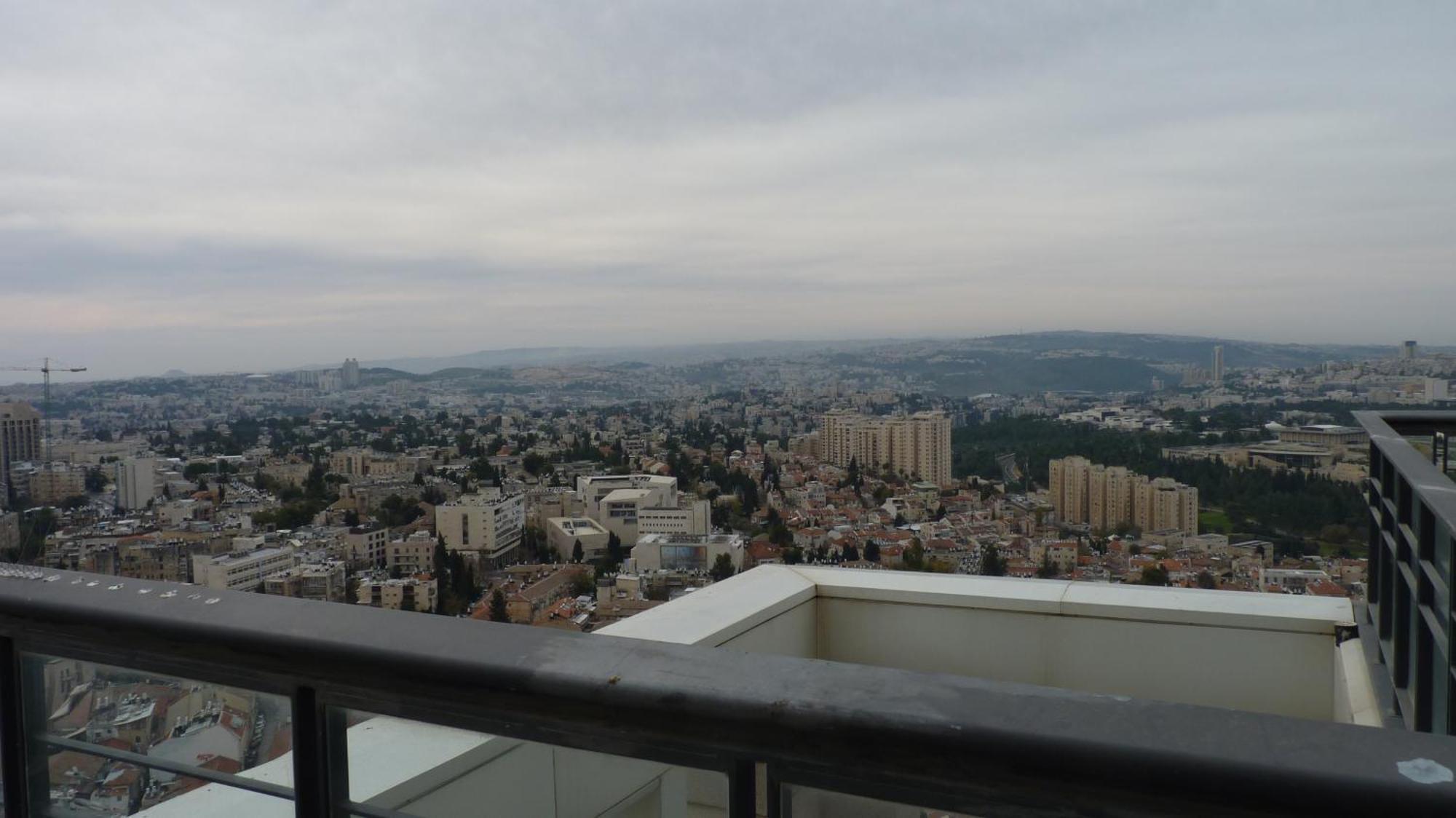 Jtower Royal - The Penthouse - Alefimmoed